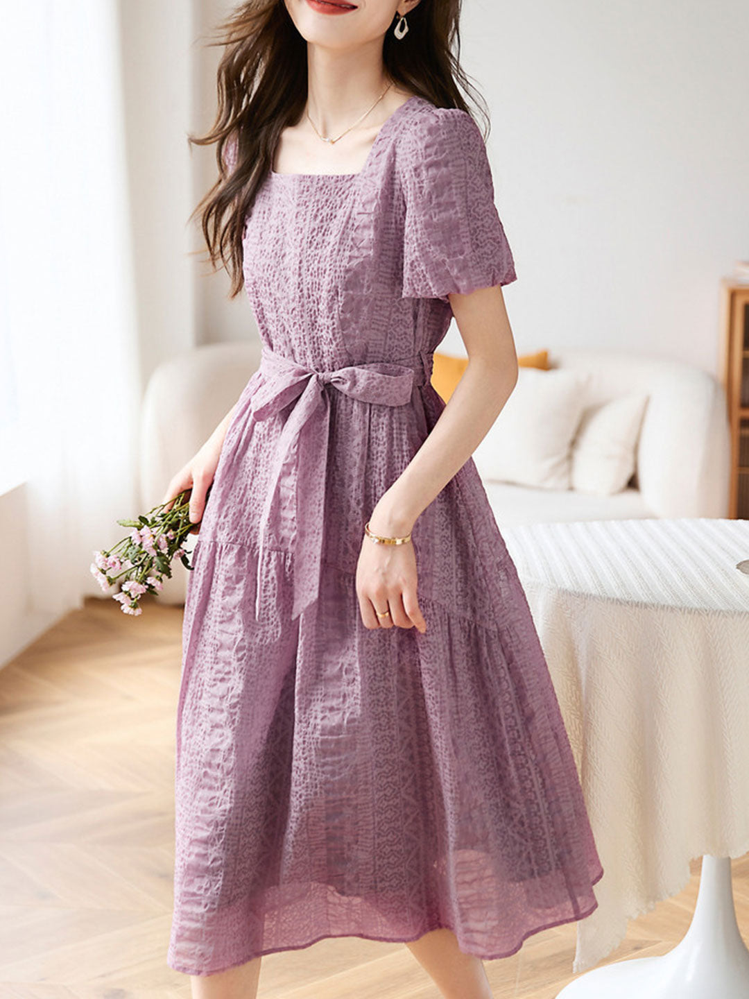 Gracefully Styled Dress for Any Occasion