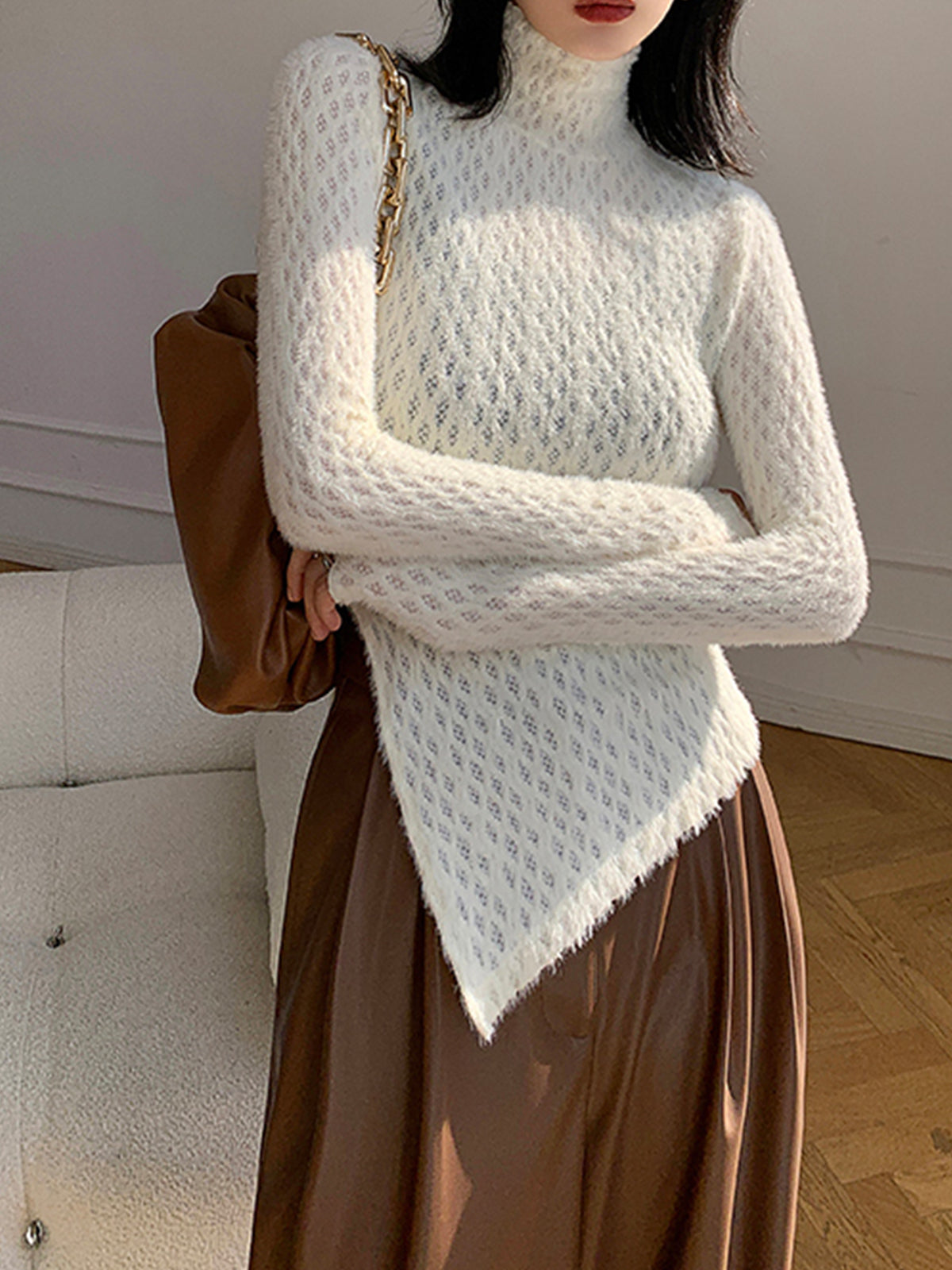 Argyle Asymmetric Graceful Mock Neck Blouse Off-White / Xs Blouses