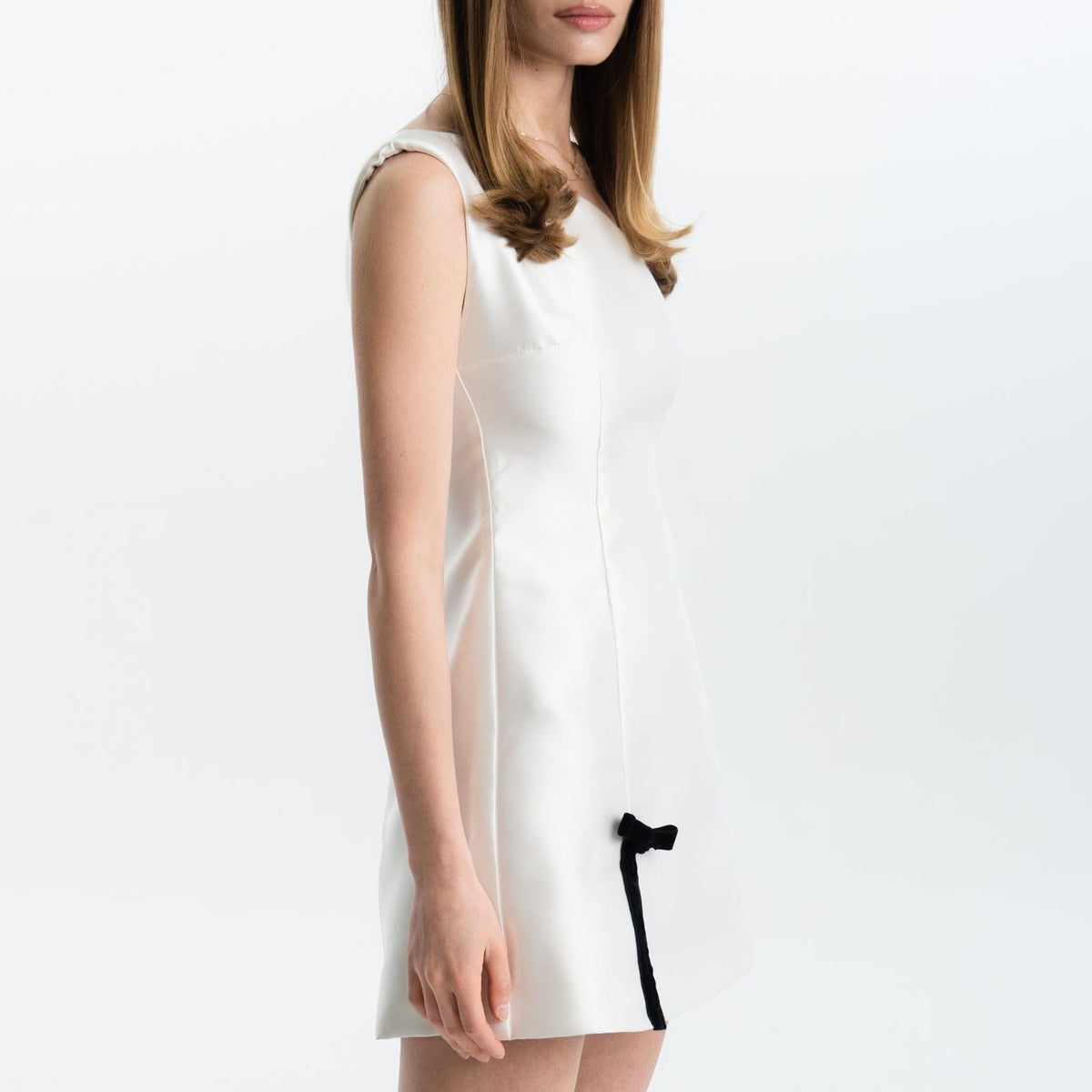 White Square Neck Satin Bow Front Slit Bodycon Mini Dress 11