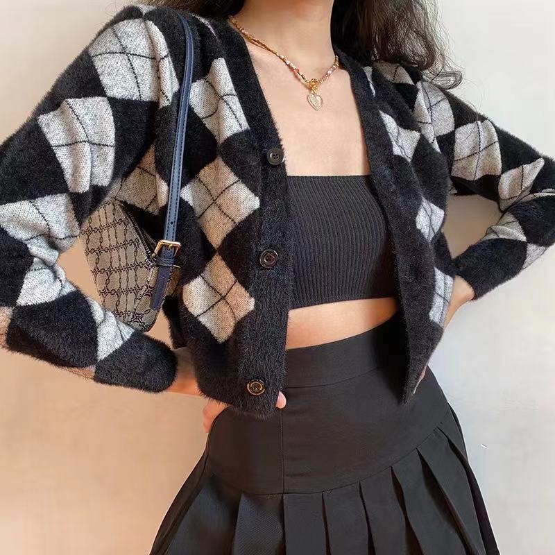 Plaid Black White Knitted Cardigan