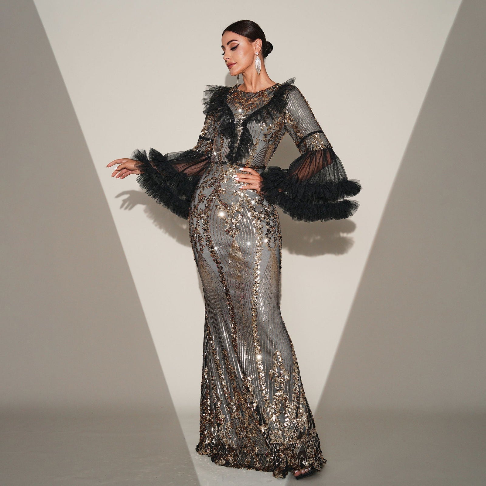 High End Long Sleeve Crew Neck Long Sequined Cocktail Fishtail Evening Dress Bridesmaid Dress