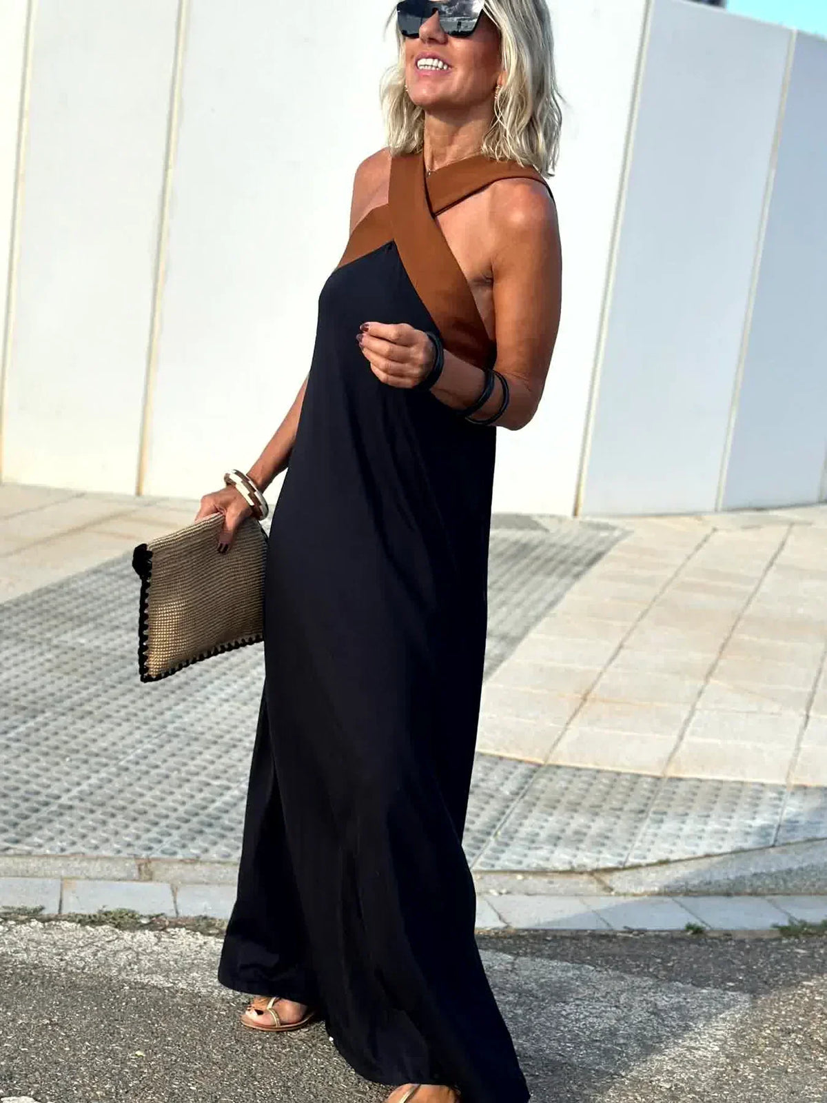 Cross Halter Neck Color Block Sleeveless A-Line Maxi Dress 2