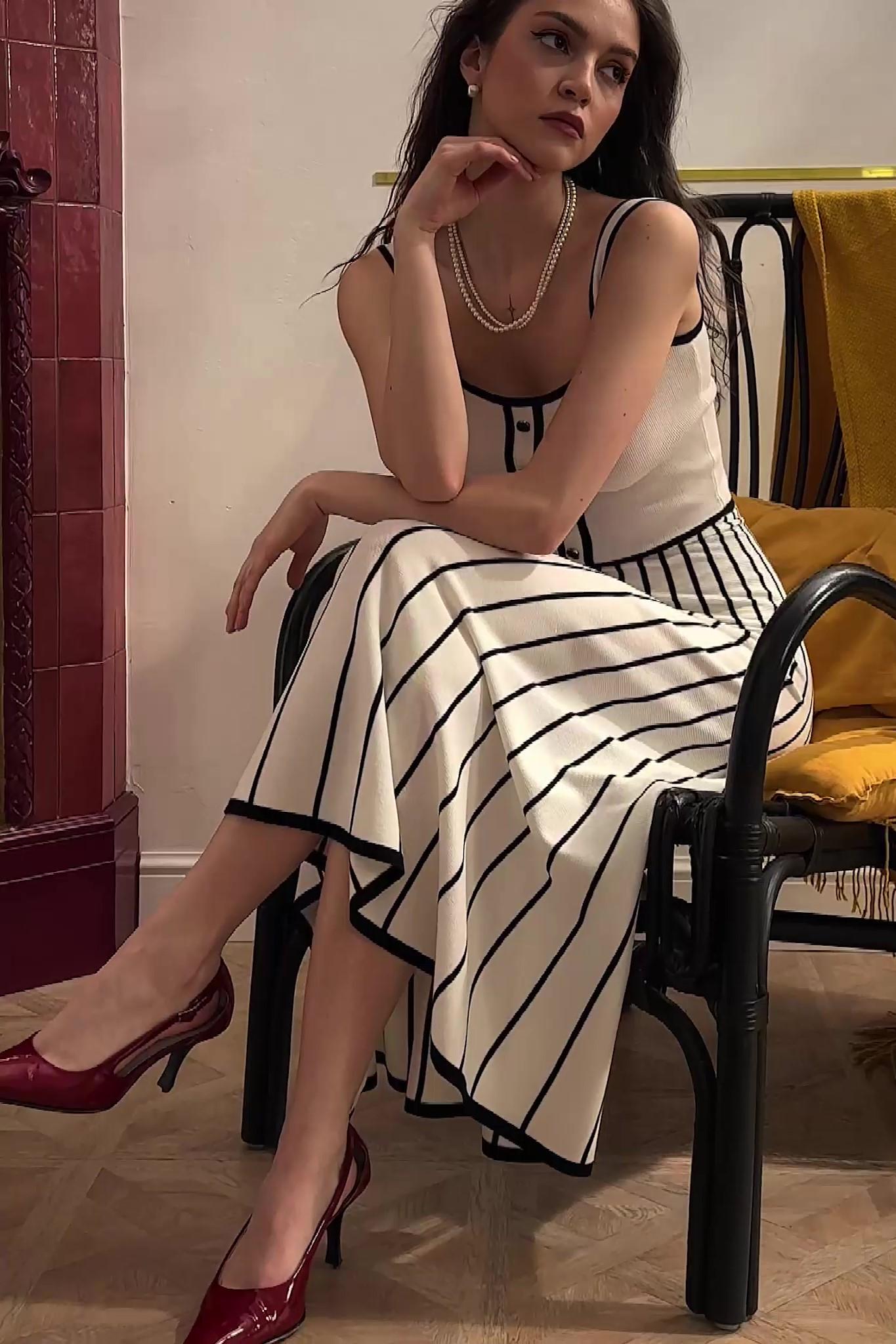 Frida Effortless When Knitting Midi Dress Premium Wardrobe Essential