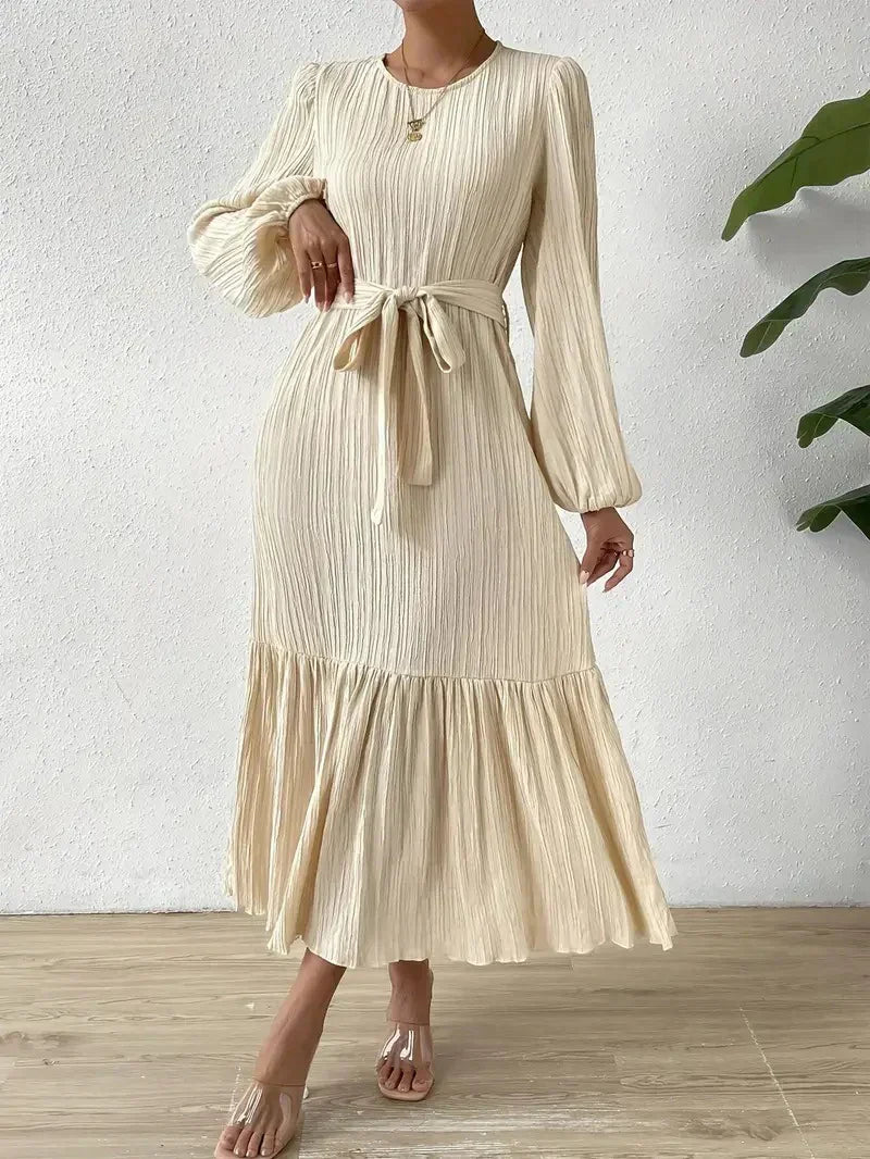Relaxed Karen Long Sleeved Dress Dress for Modern Fashion Wear