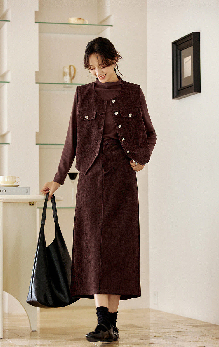 Retro Three-Piece Set �Vest, Blouse & Skirt Commuter Style