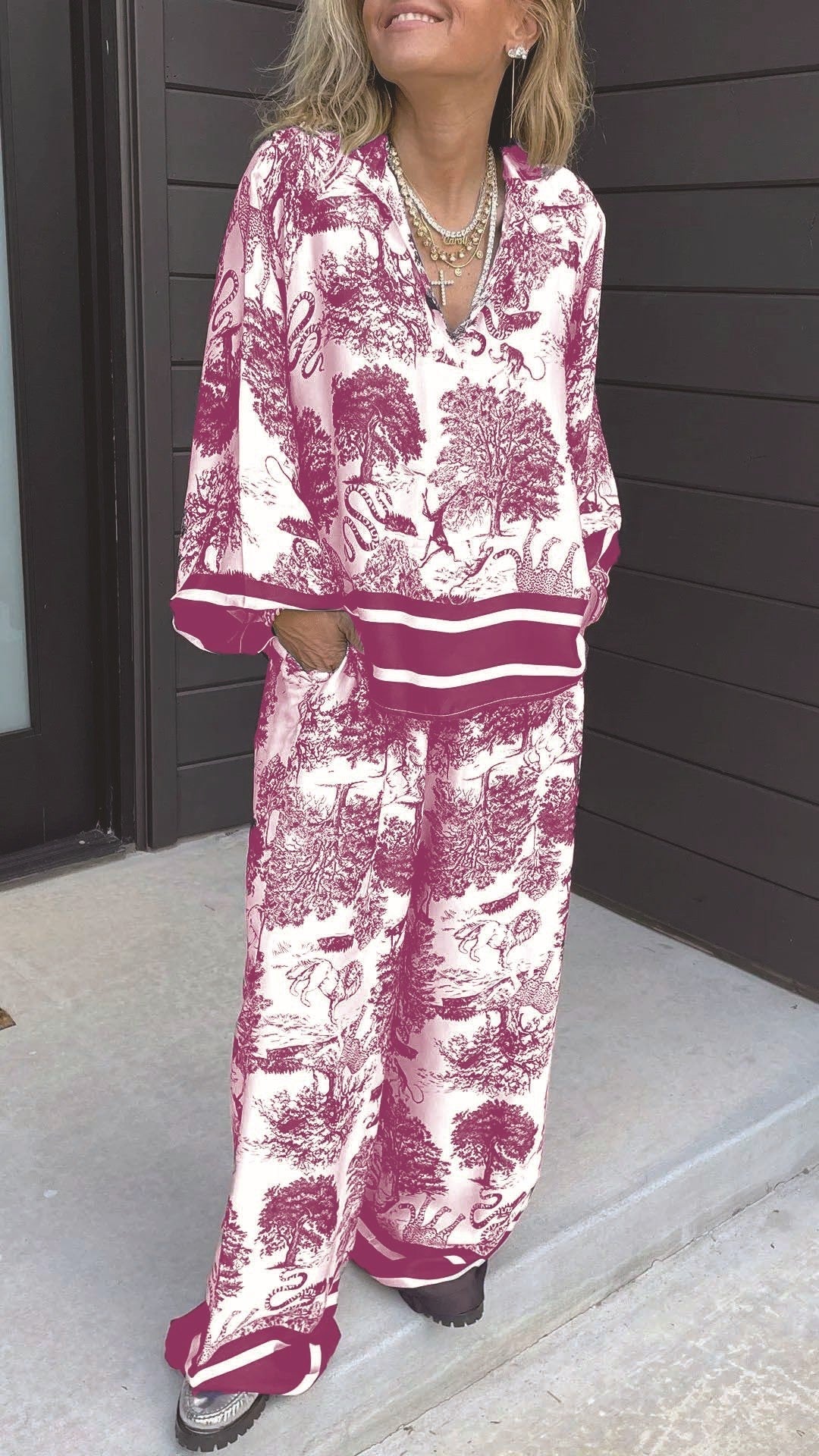 V-neck long-sleeved printed casual suit