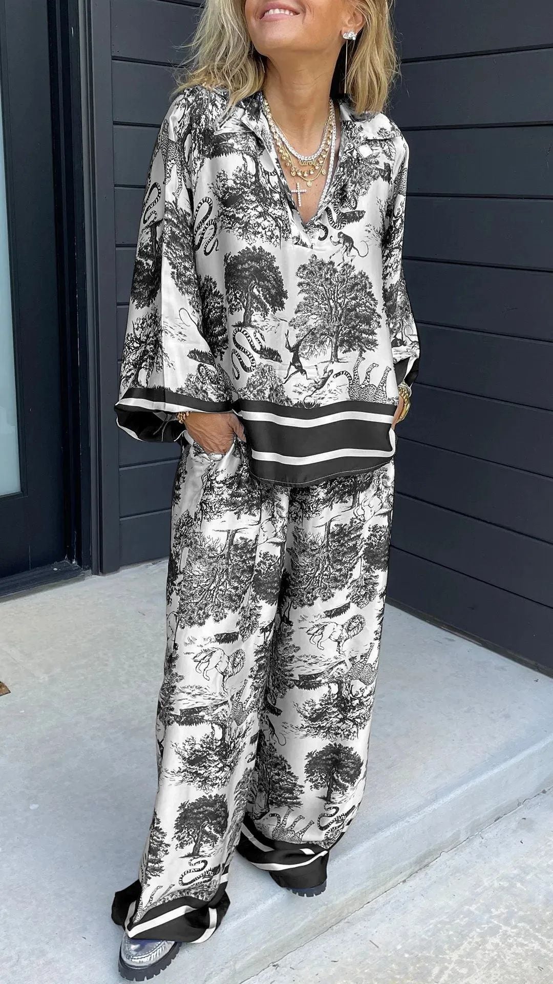 V-neck long-sleeved printed casual suit
