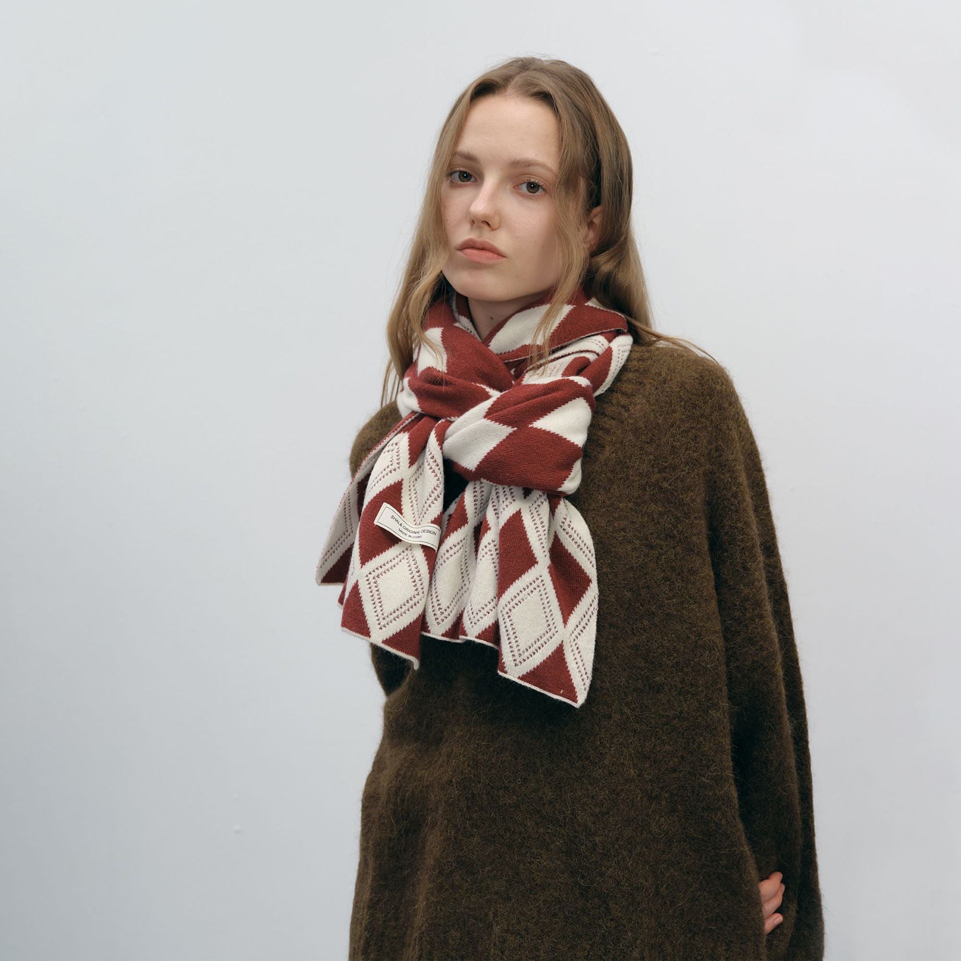 Niche Designer Versatile Warm Highend Knitted Scarf