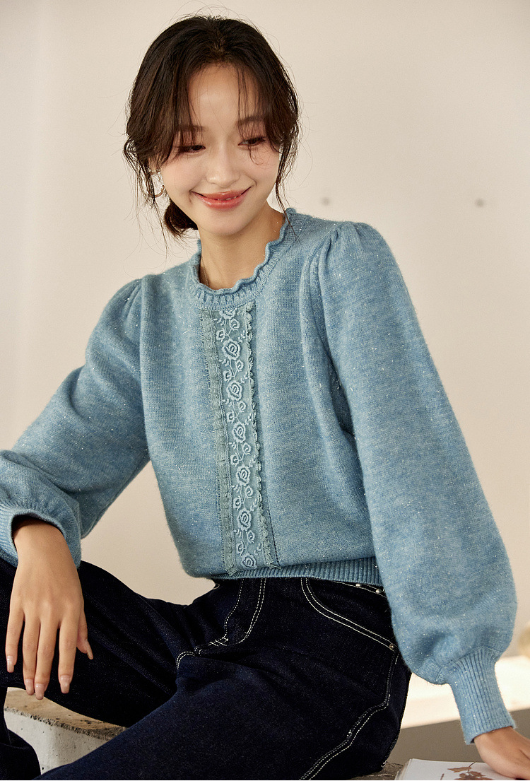 Lace Trim Crewneck Knit Sweater �Elegant Commuter Style