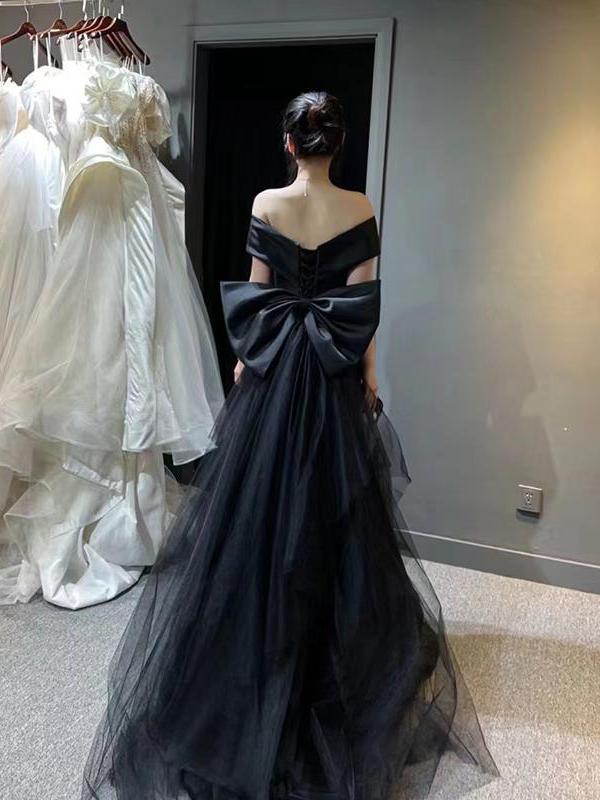 Black Off-Shoulder Satin Tulle Ruffle Mermaid Maxi Gown 5