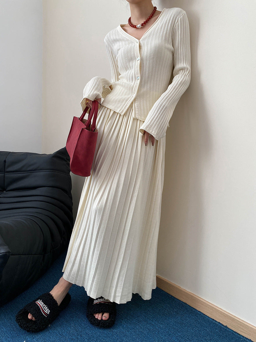 Knitted suit &Two-piece skirt set