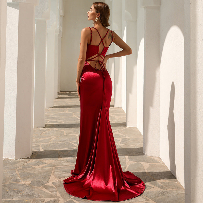 V-neck double shoulder suspender back fishtail dress