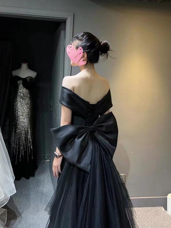 Black Off-Shoulder Satin Tulle Ruffle Mermaid Maxi Gown 3