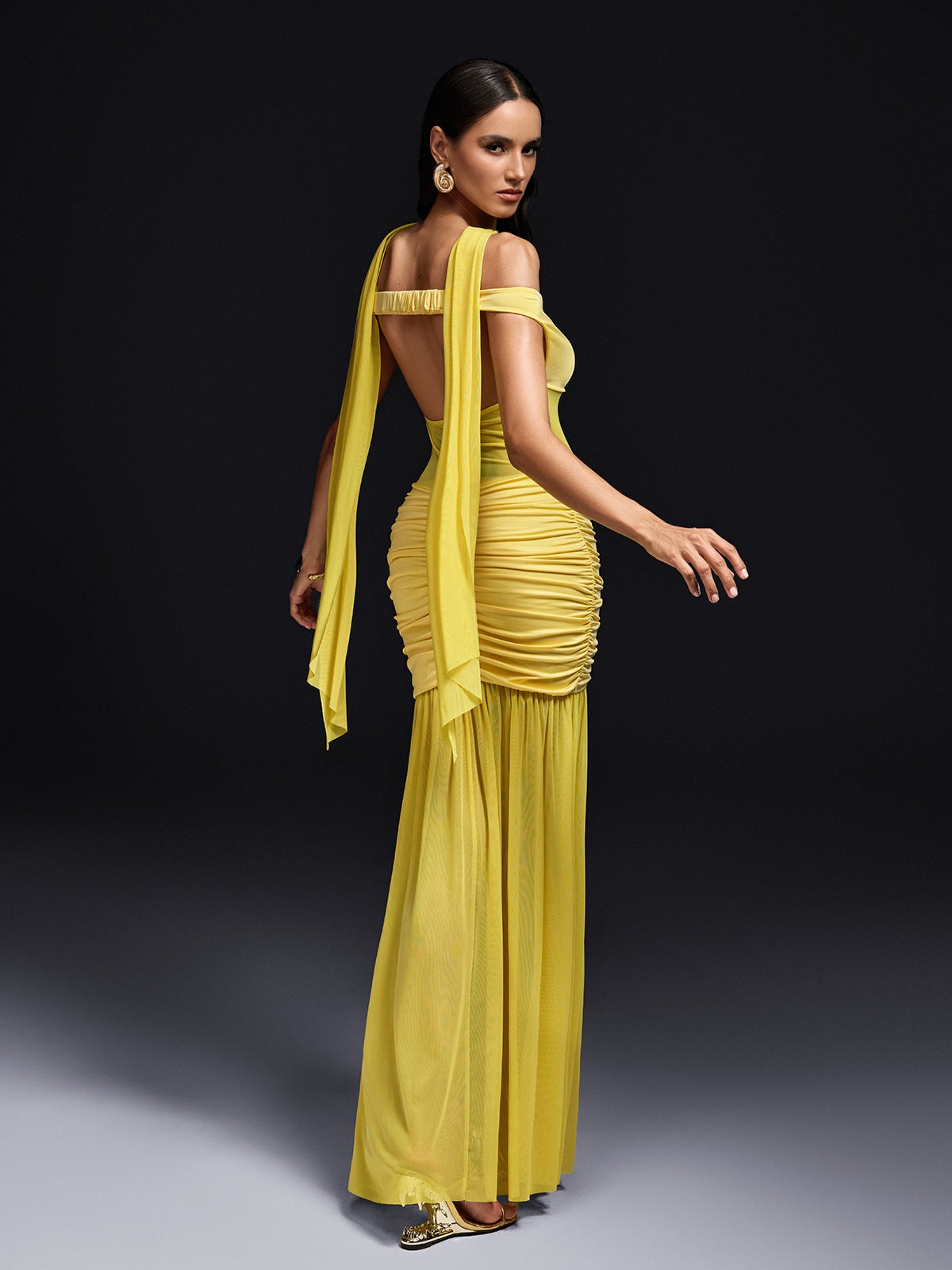 Off Sleeve Scarf Maxi Dress