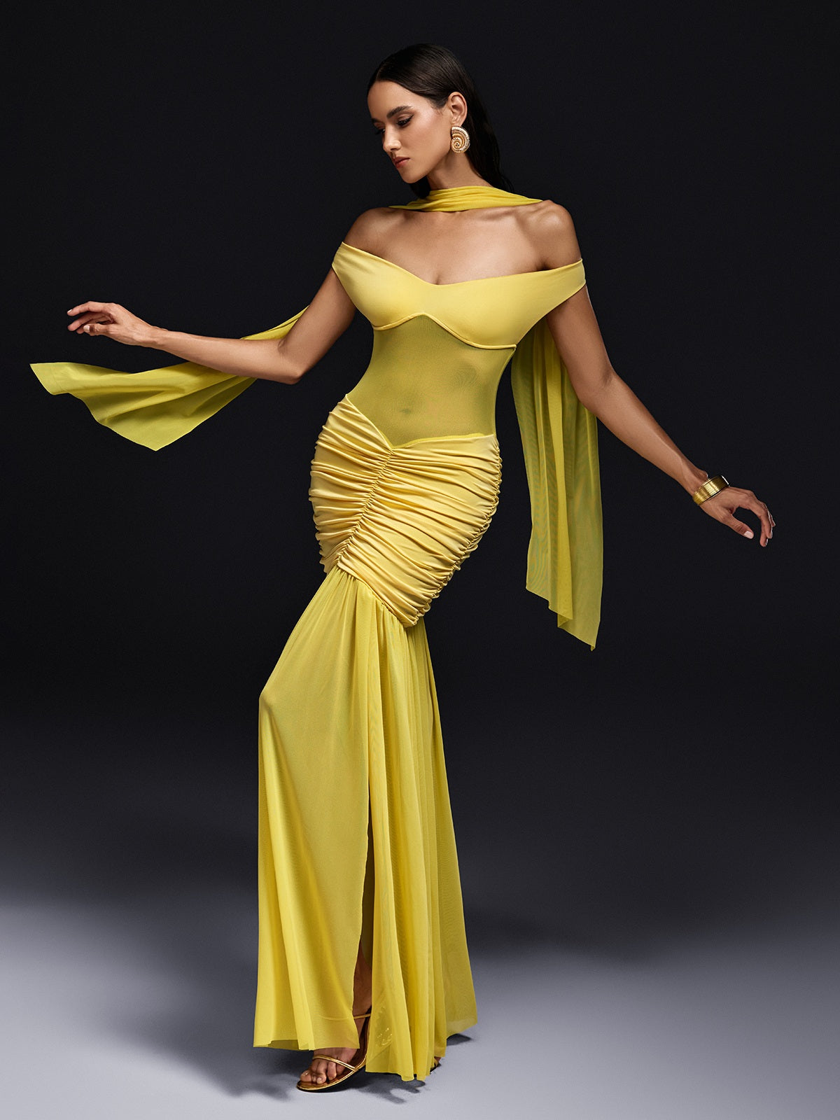 Off Sleeve Scarf Maxi Dress