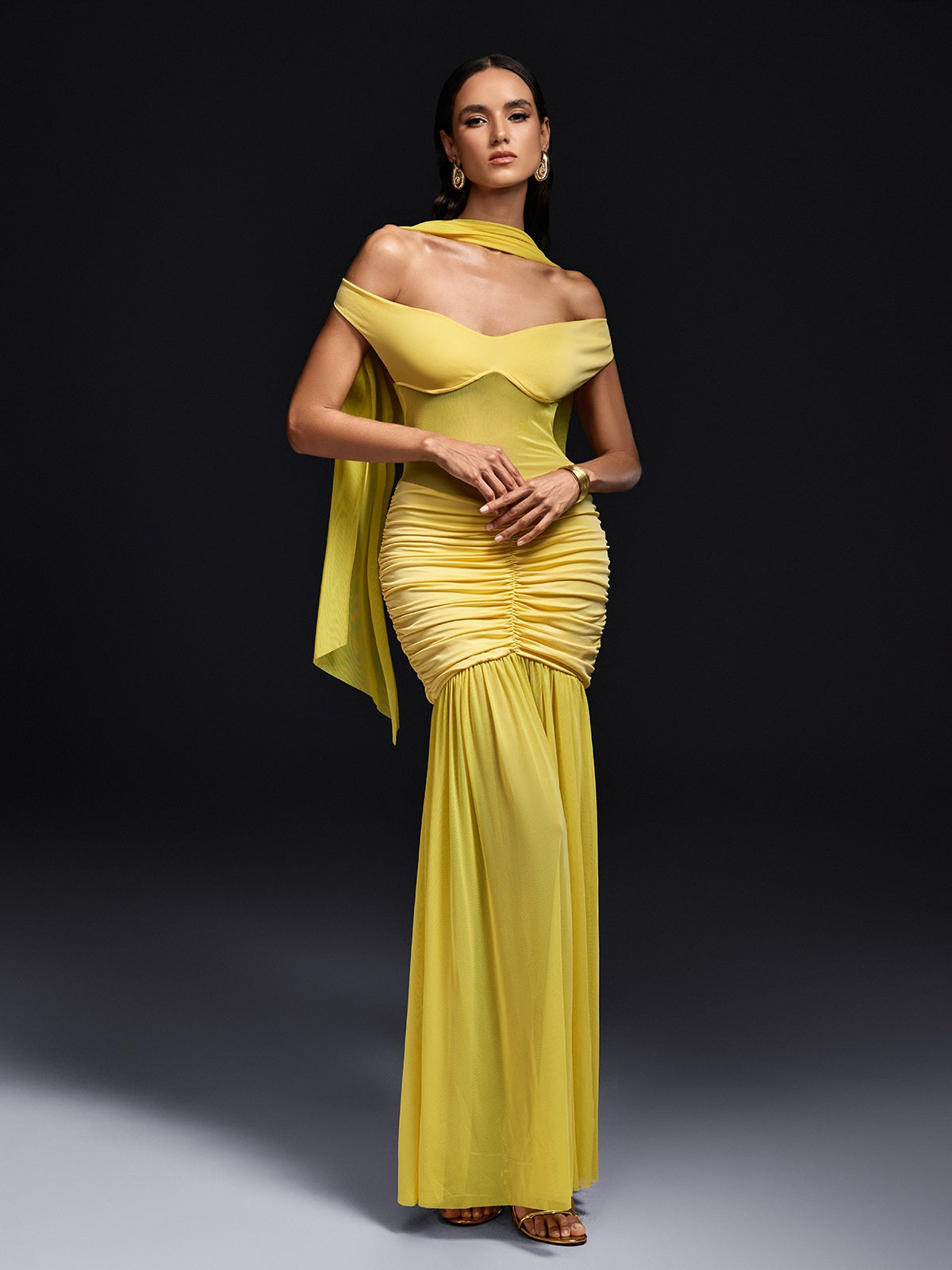 Off Sleeve Scarf Maxi Dress