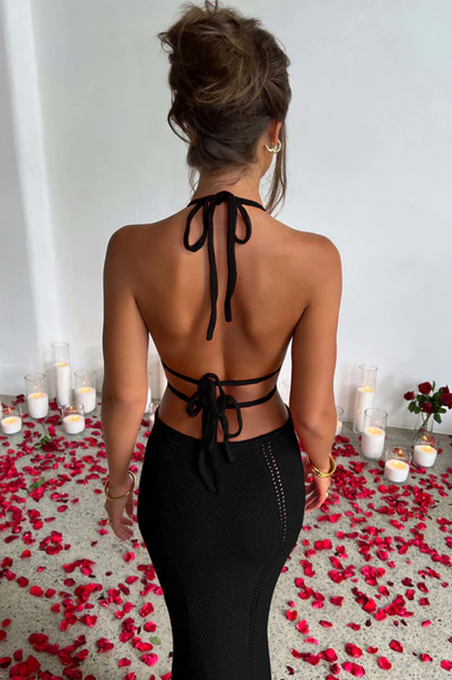 Arabella Elegant Maxi Dress