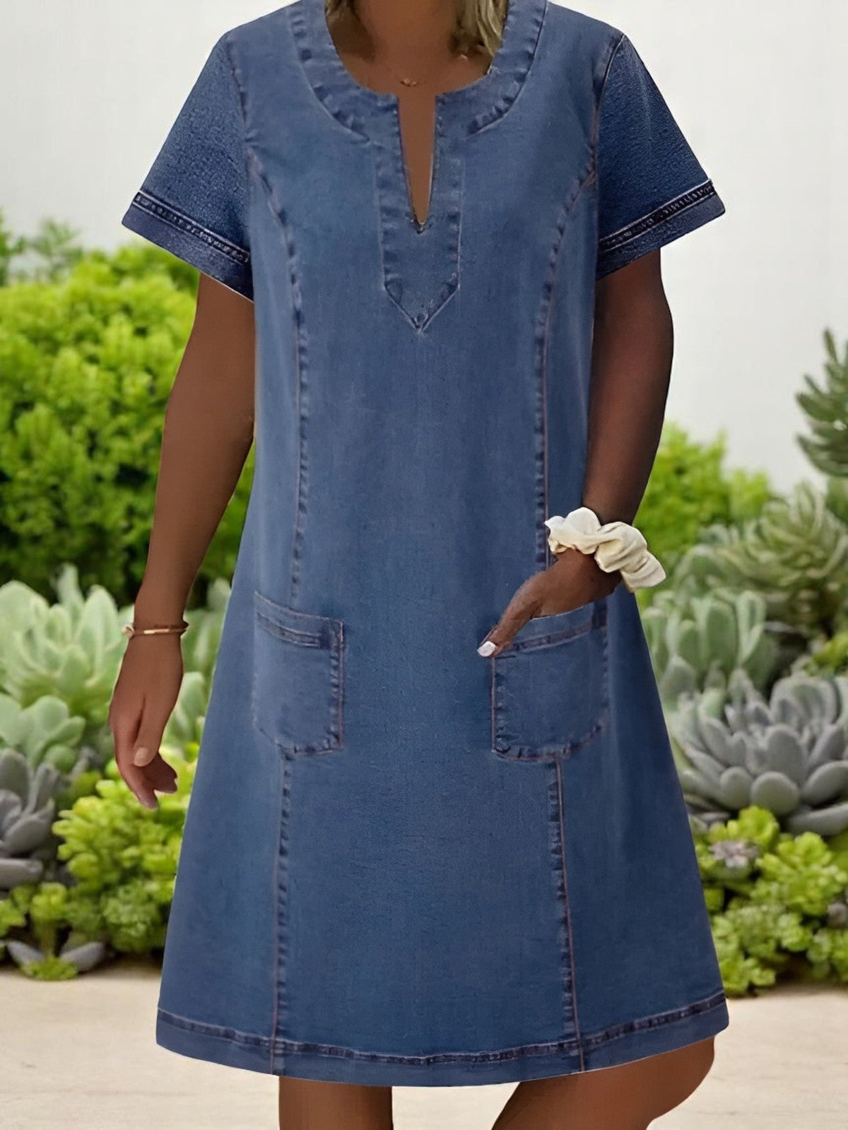 Notch Neck Denim Short Sleeve Pocket Shift Midi Dress