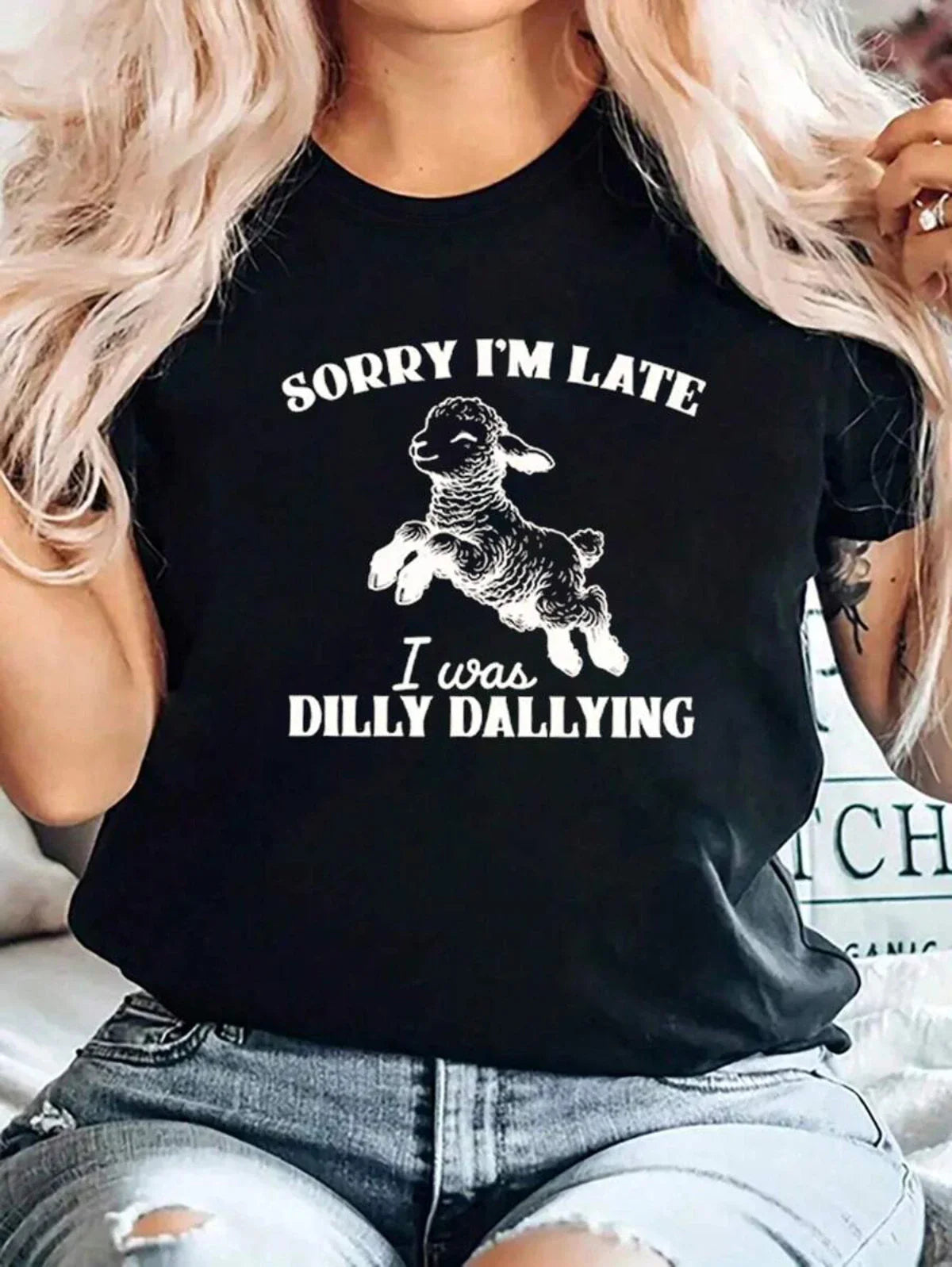 Lamb Graphic Cute Casual Tshirt