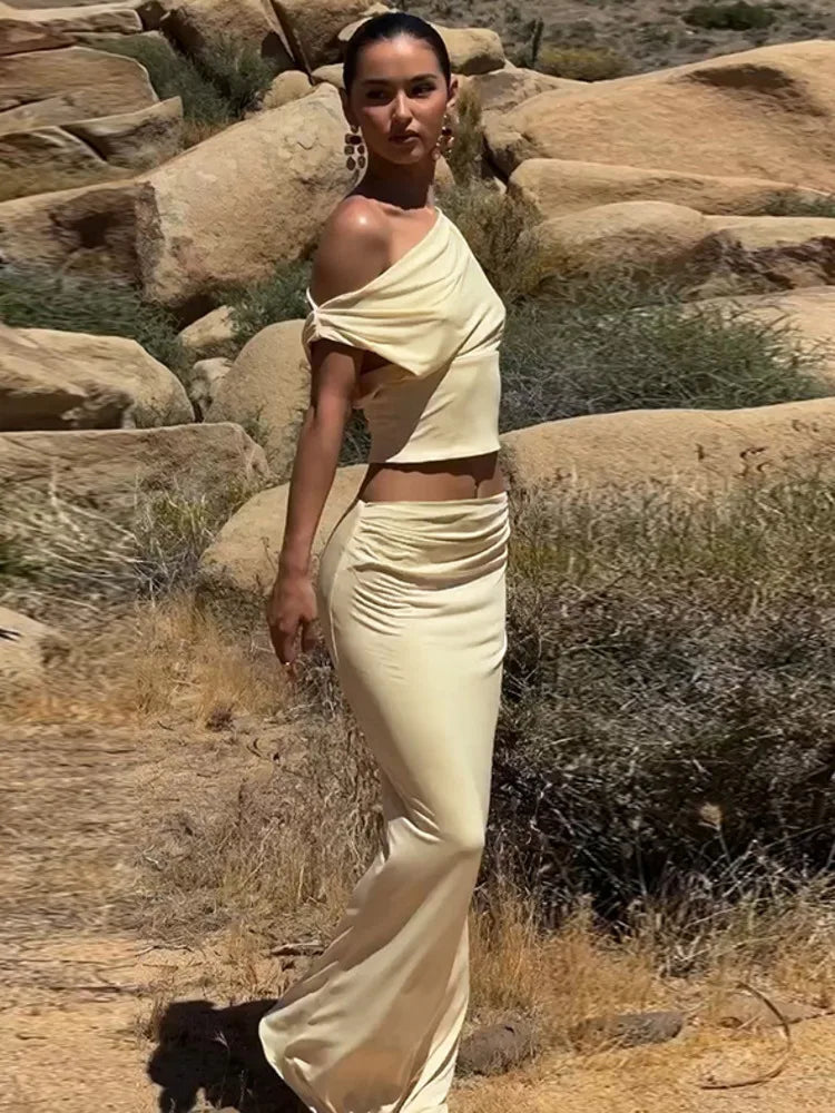 Slim Fit Offshoulder Maxi Knit Set
