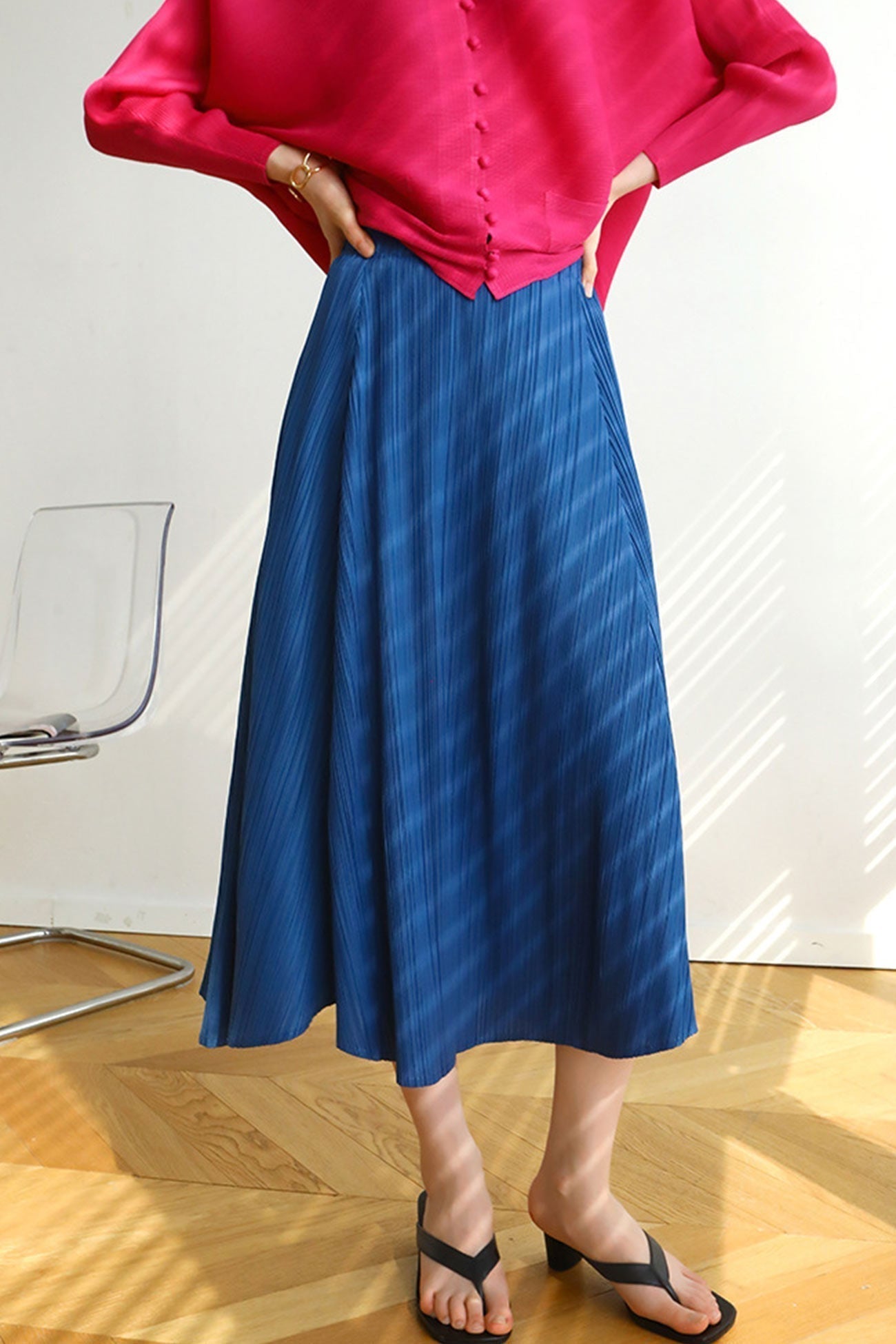 Pleated High Waist Skirt - Solid Color Blue / One Size Midi Dresses