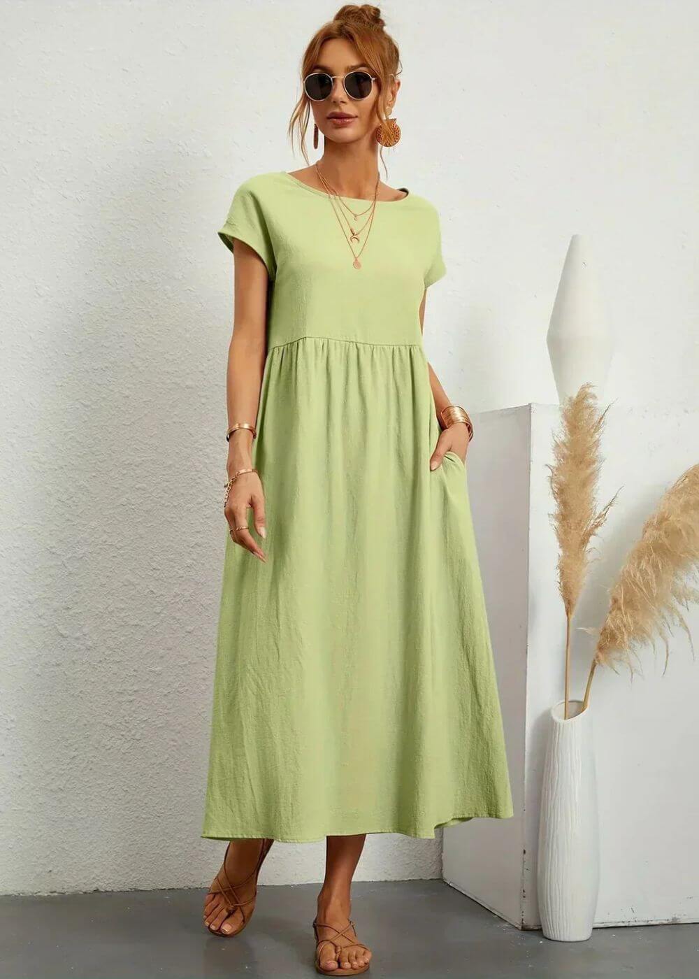 Round Neck Short Sleeve Empire Waist Pocket A-Line Midi Dress