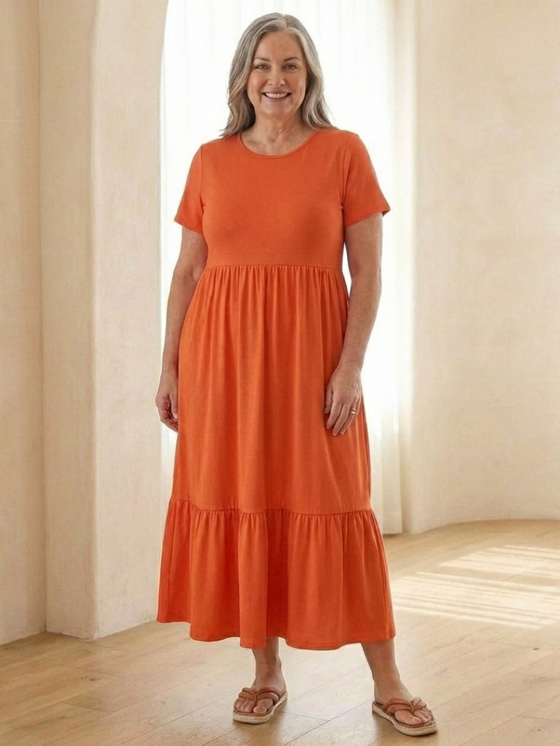 Round Neck Short Sleeve Tiered Pocket Flowy Midi Dress 4
