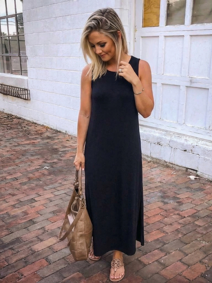 Round Neck Sleeveless Side Slit Column Maxi Dress