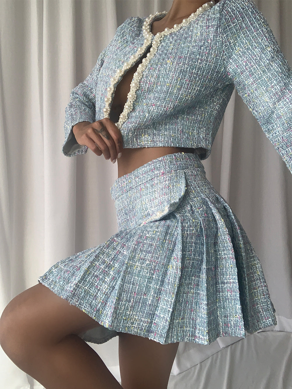 Blue Pearl Trim Tweed Jacket and Pleated Skirt Set 13