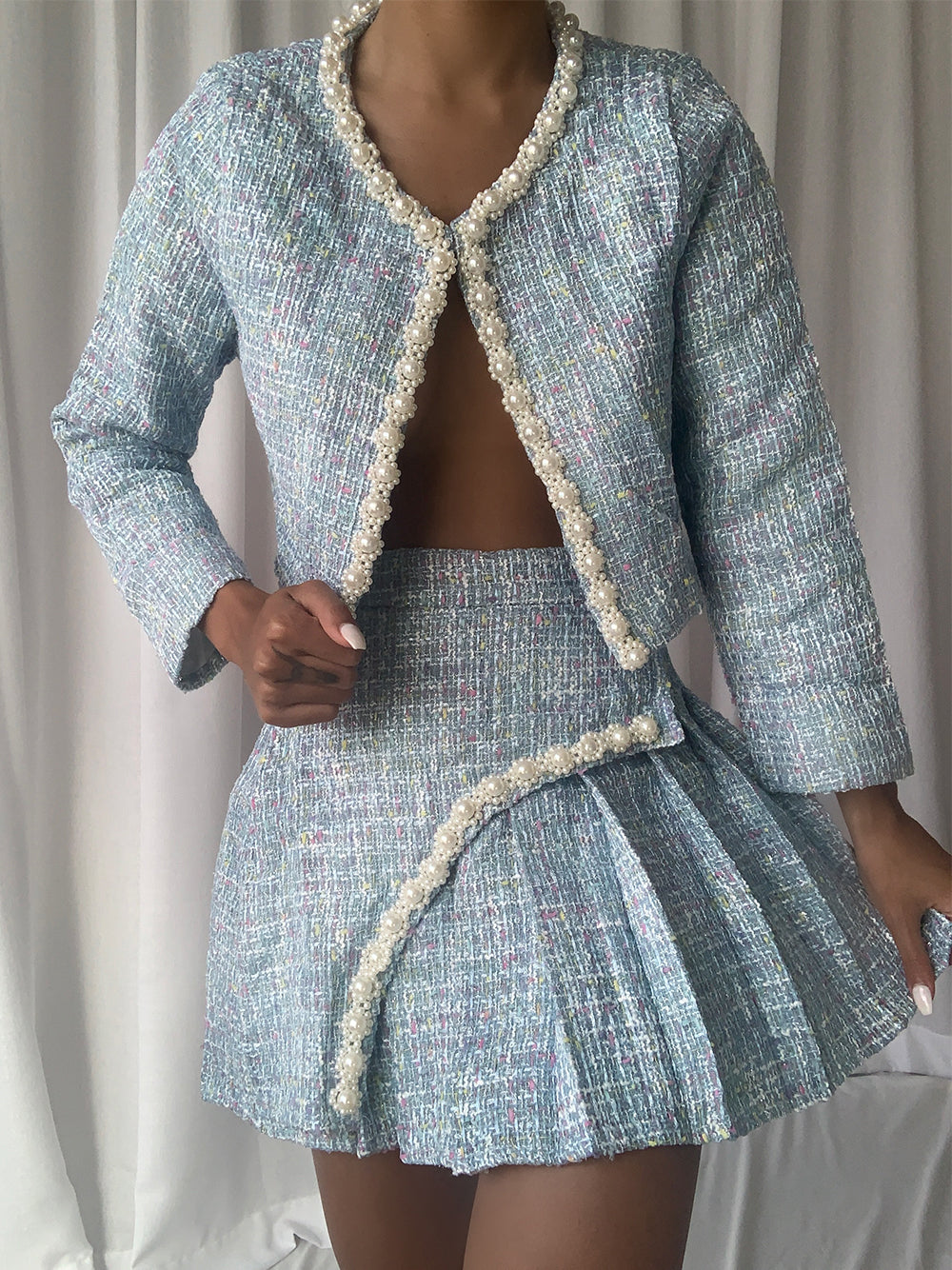 Blue Pearl Trim Tweed Jacket and Pleated Skirt Set 9