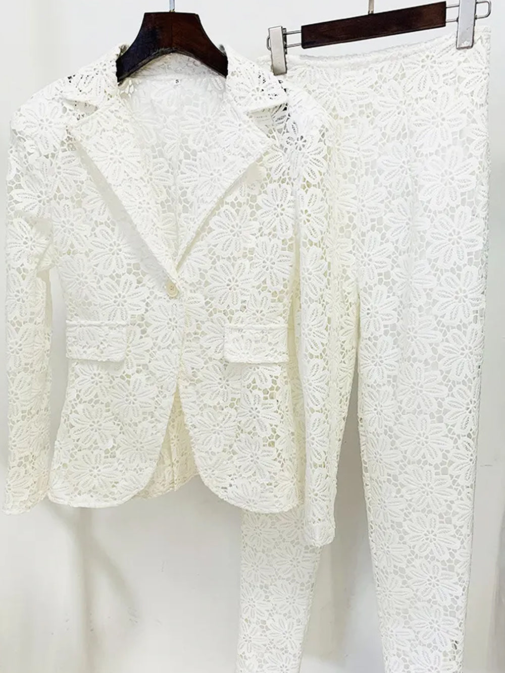 White Notch Lapel Floral Lace Blazer And Pants Set
