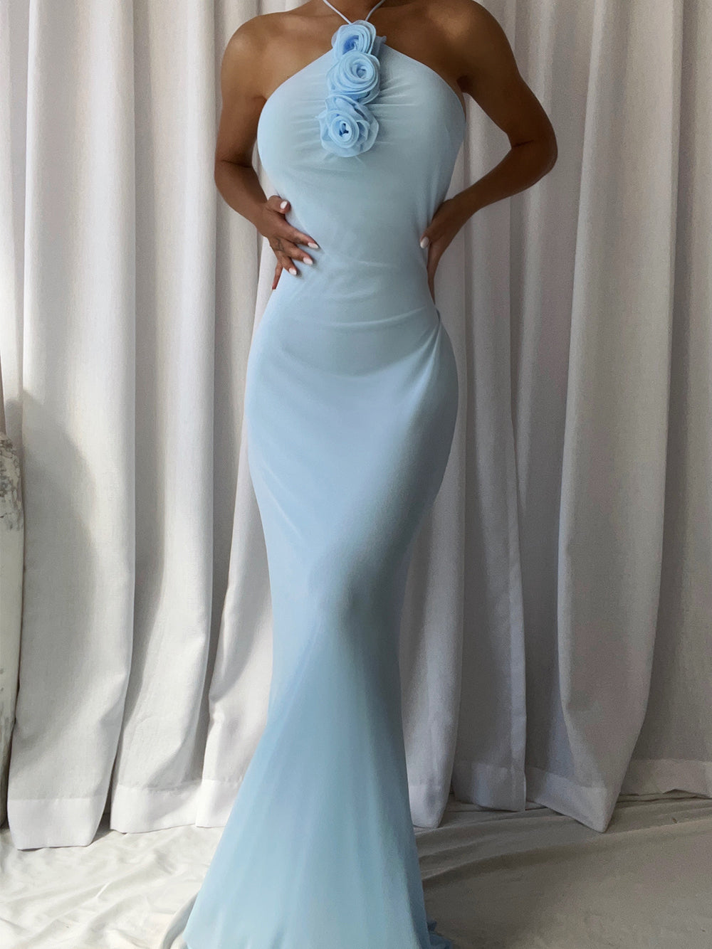 Light Blue Halter Neck Rosette Applique Bodycon Mermaid Maxi Gown
