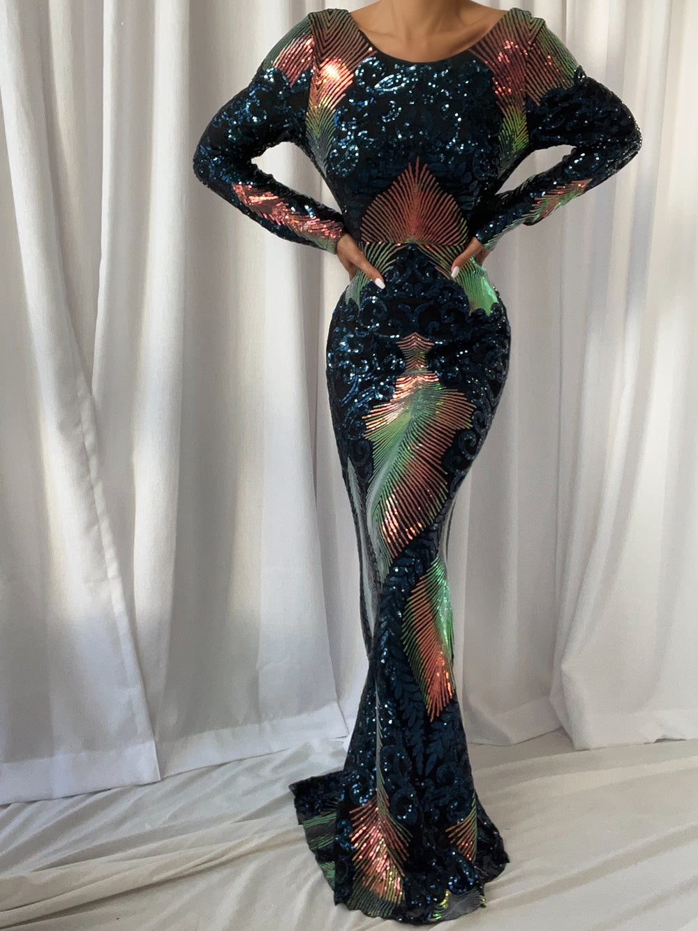 Multicolor Round Neck Long Sleeve Sequin Backless Mermaid Maxi Gown 3