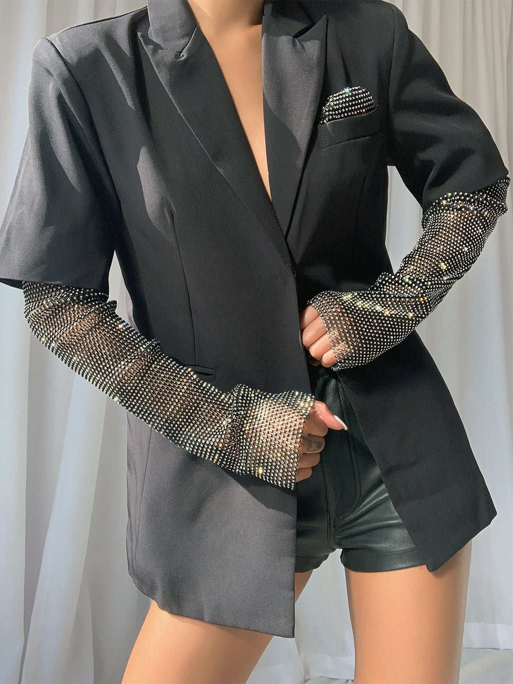 Black Peak Lapel Rhinestone Mesh Sleeve Pocket Square Blazer