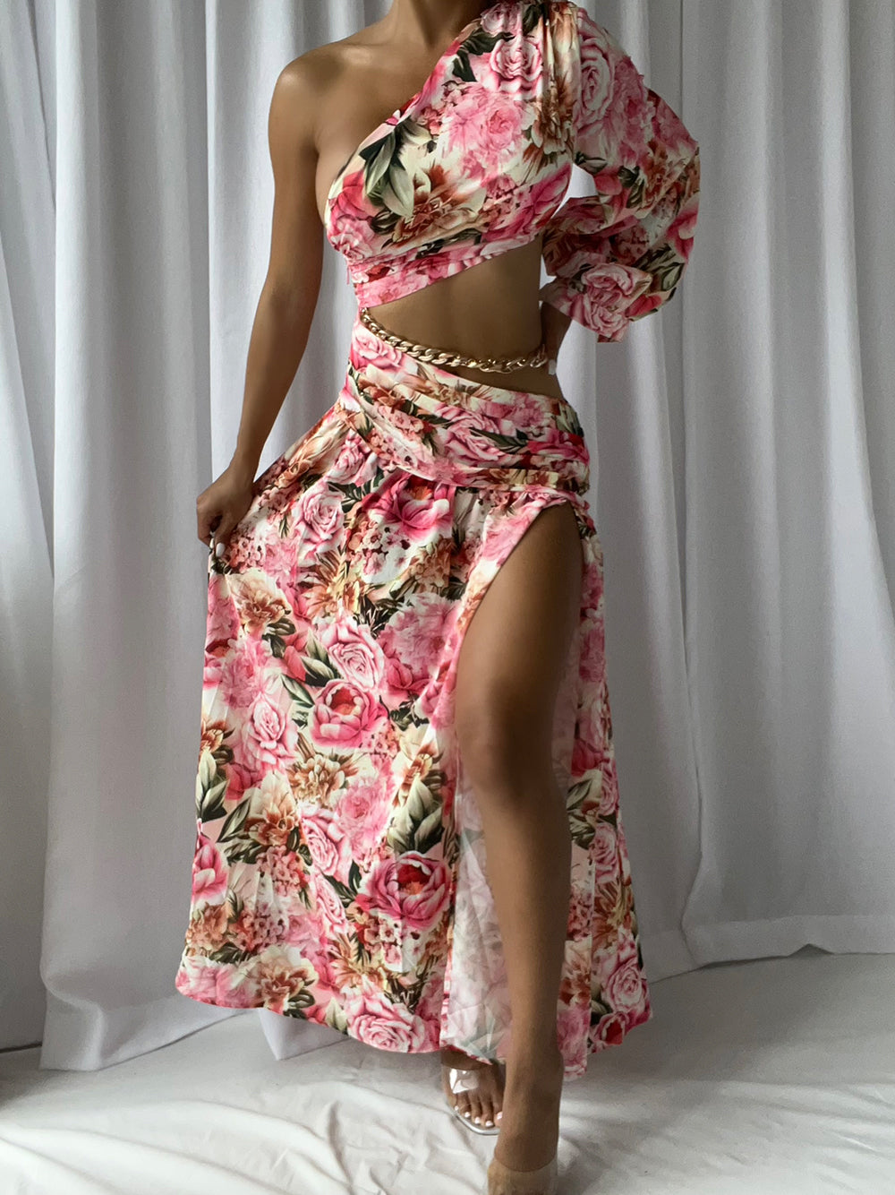 Pink One Shoulder Floral Print Crop Top High Slit Skirt Set 3