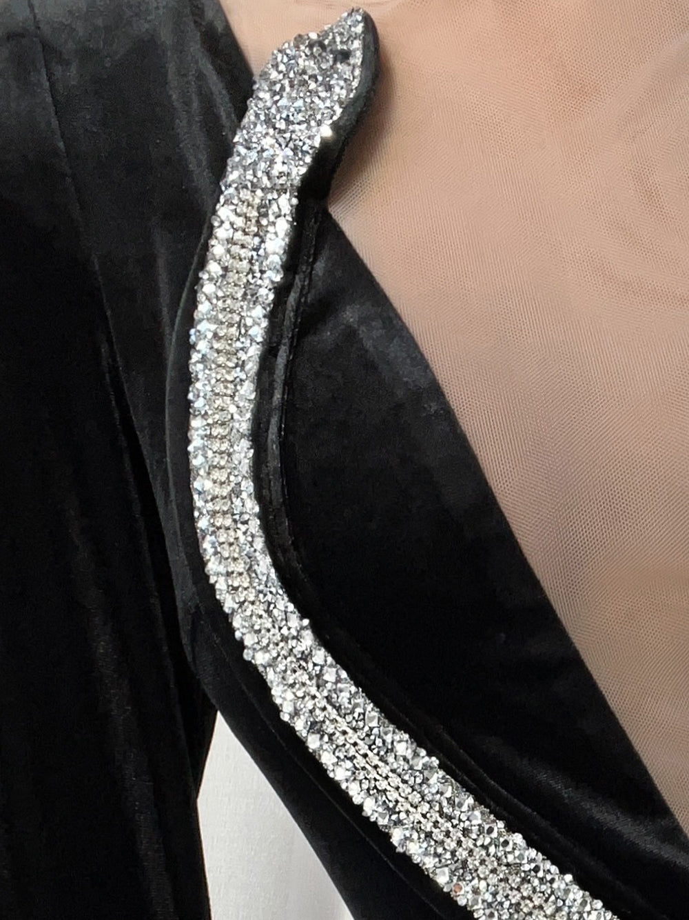 Black Deep V-Neck Rhinestone Swirl Velvet Long Sleeve Bodycon Mini Dress 6