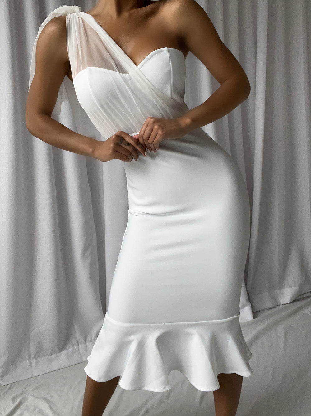 White One Shoulder Mesh Drape Sweetheart Ruffle Hem Mermaid Midi Dress 4