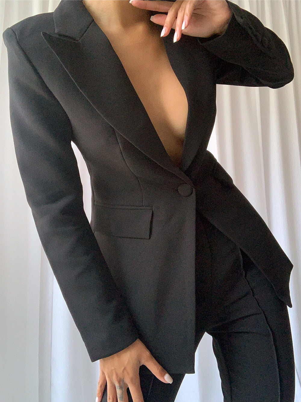 Black Peak Lapel Single Button Blazer and Flared Pants Set 15