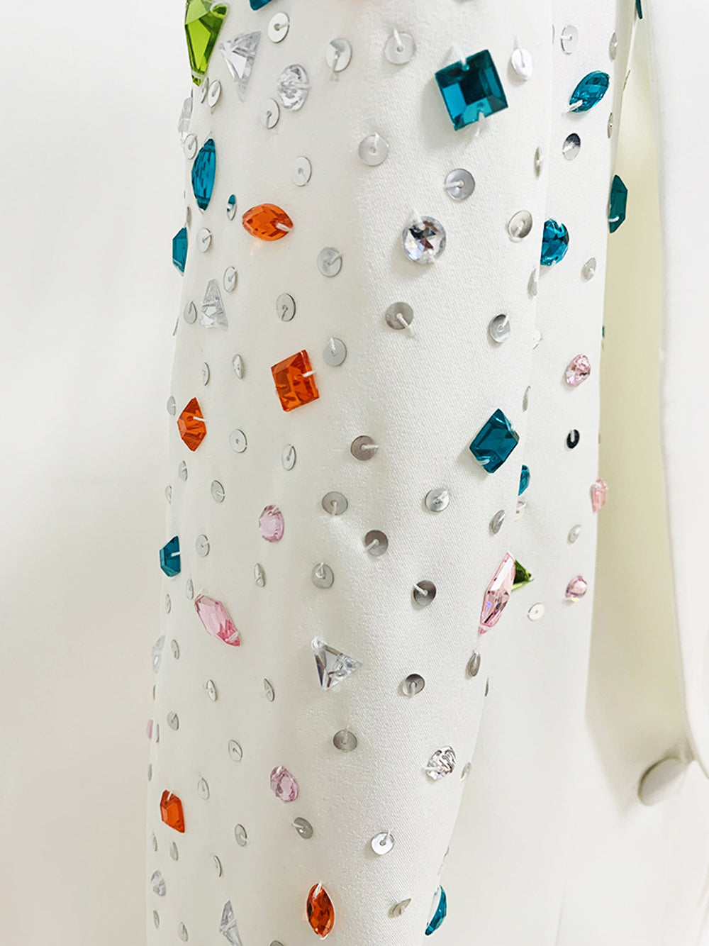 White Peak Lapel Crystal Embellished Blazer Flared Pants Set 15