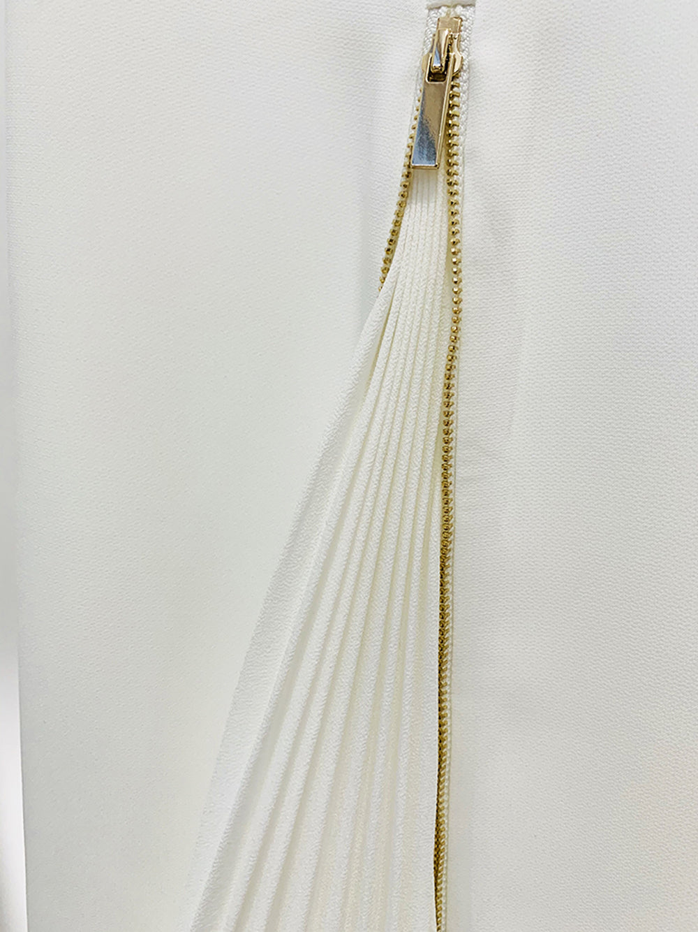 White Peak Lapel Tie Front Blazer Pleated Flared Pants Set 15
