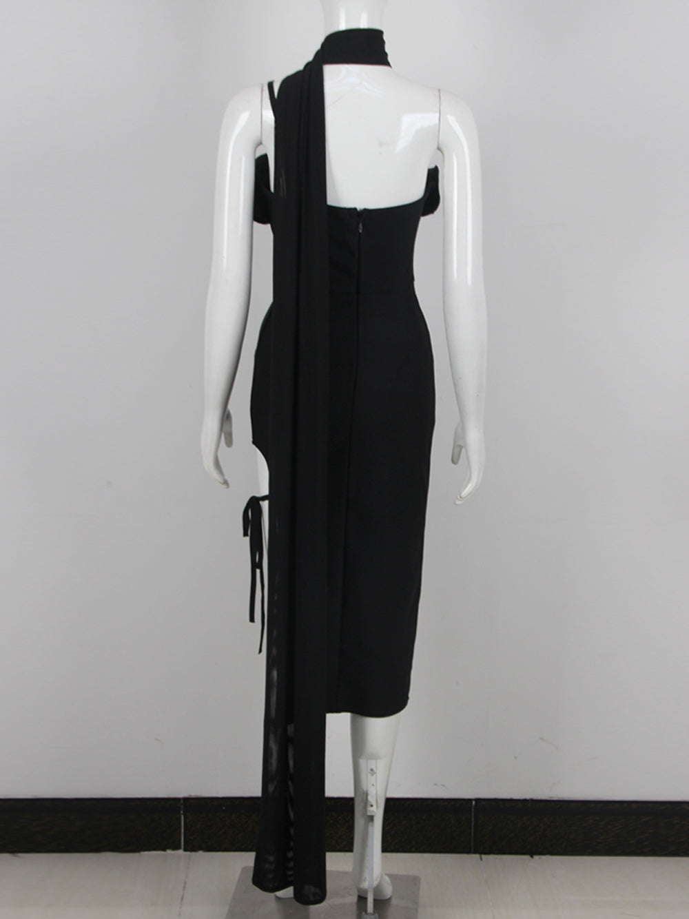 Black One Shoulder Floral Applique Beaded Ruched High Slit Bodycon Midi Dress 3