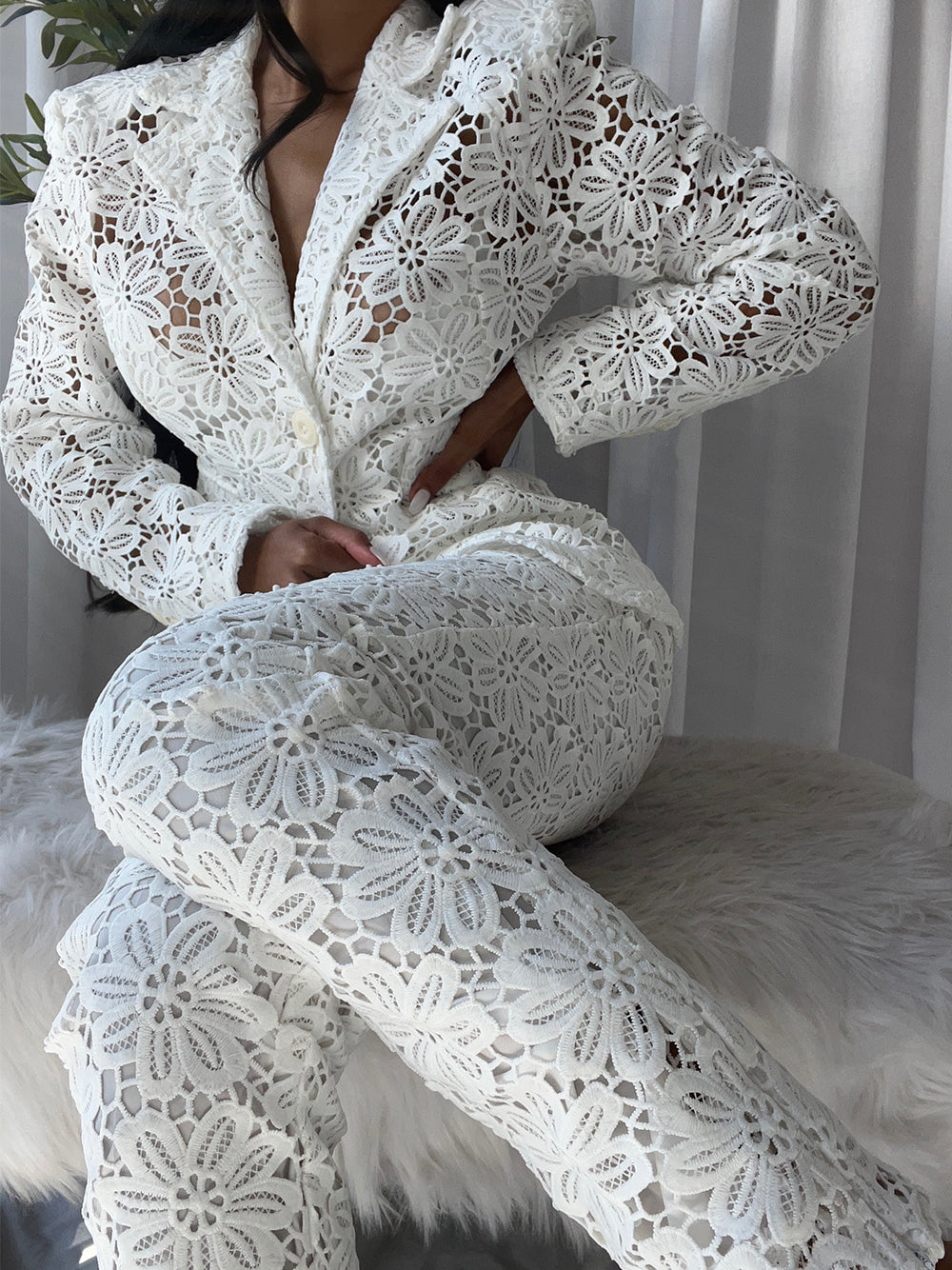 White Notch Lapel Floral Lace Blazer And Pants Set