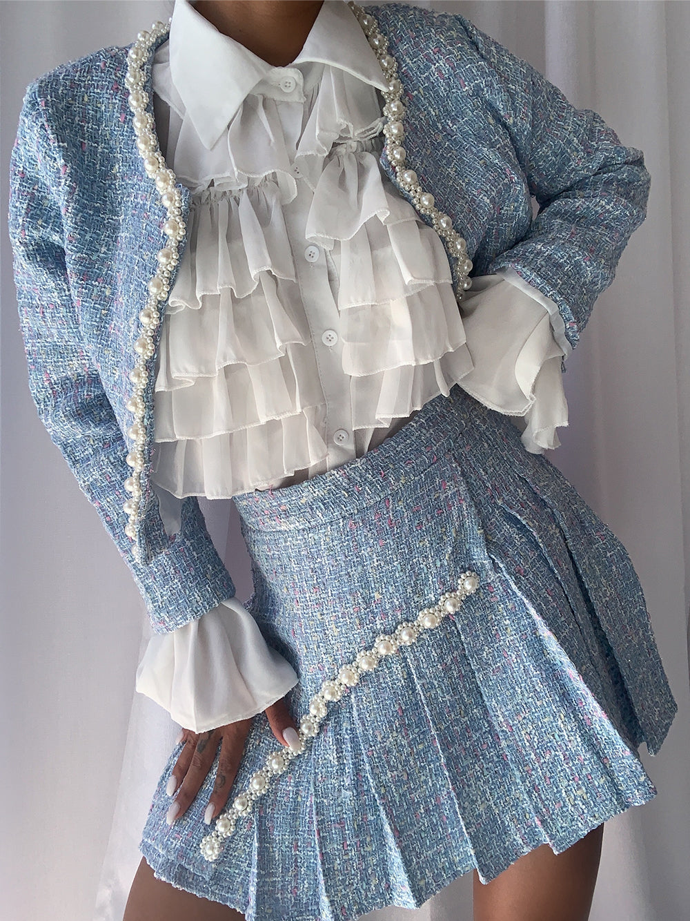 Blue Pearl Trim Tweed Jacket and Pleated Skirt Set 6