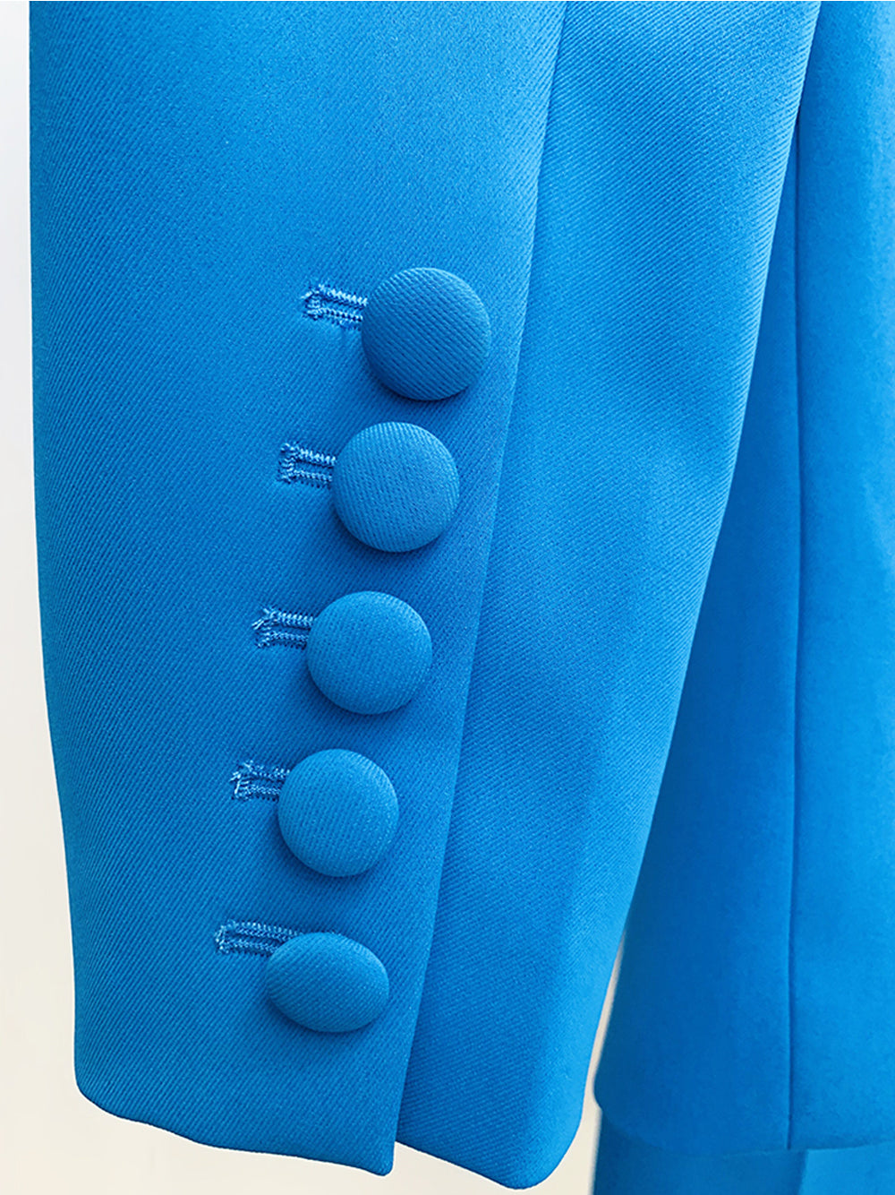 Blue Peak Lapel Single Button Blazer And Flared Pants Set 9