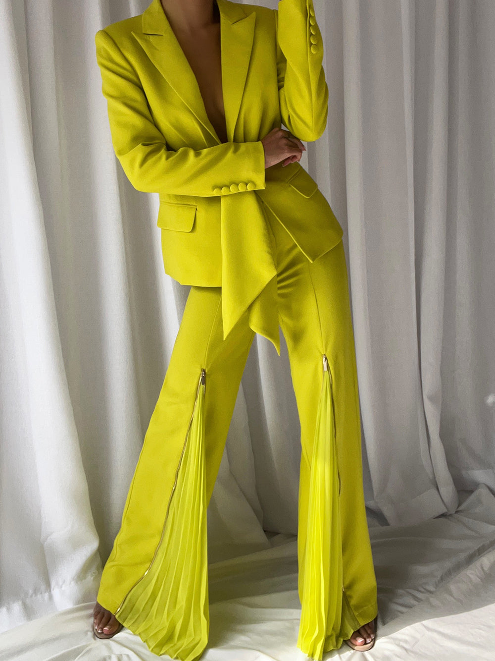 Green Tie Front Blazer and Pleated Flare Pants Set 3