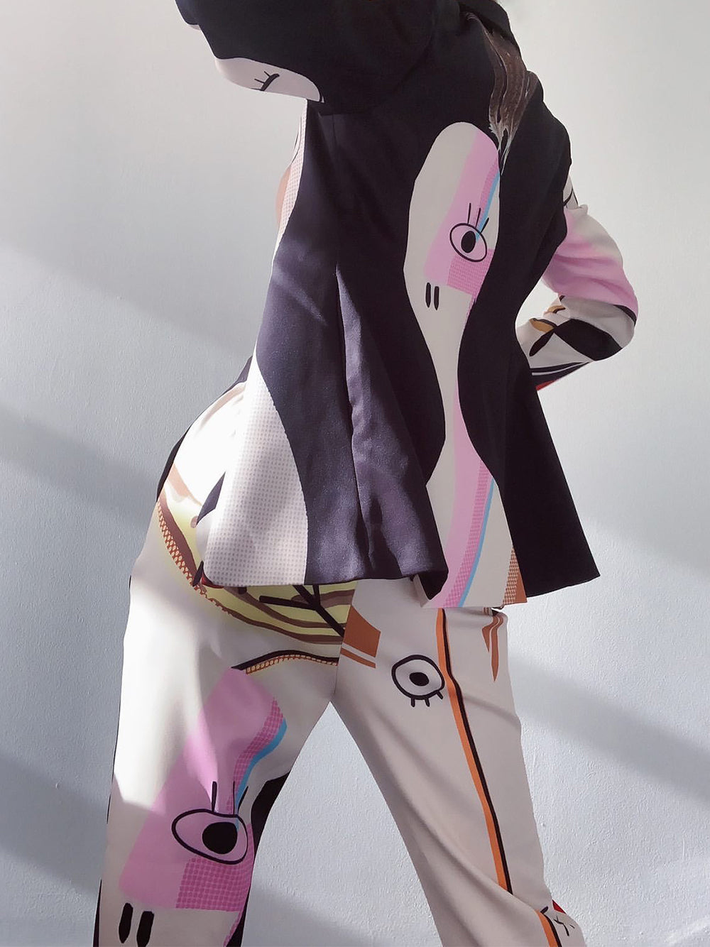 Notched Lapel Abstract Face Print Blazer Pants Set