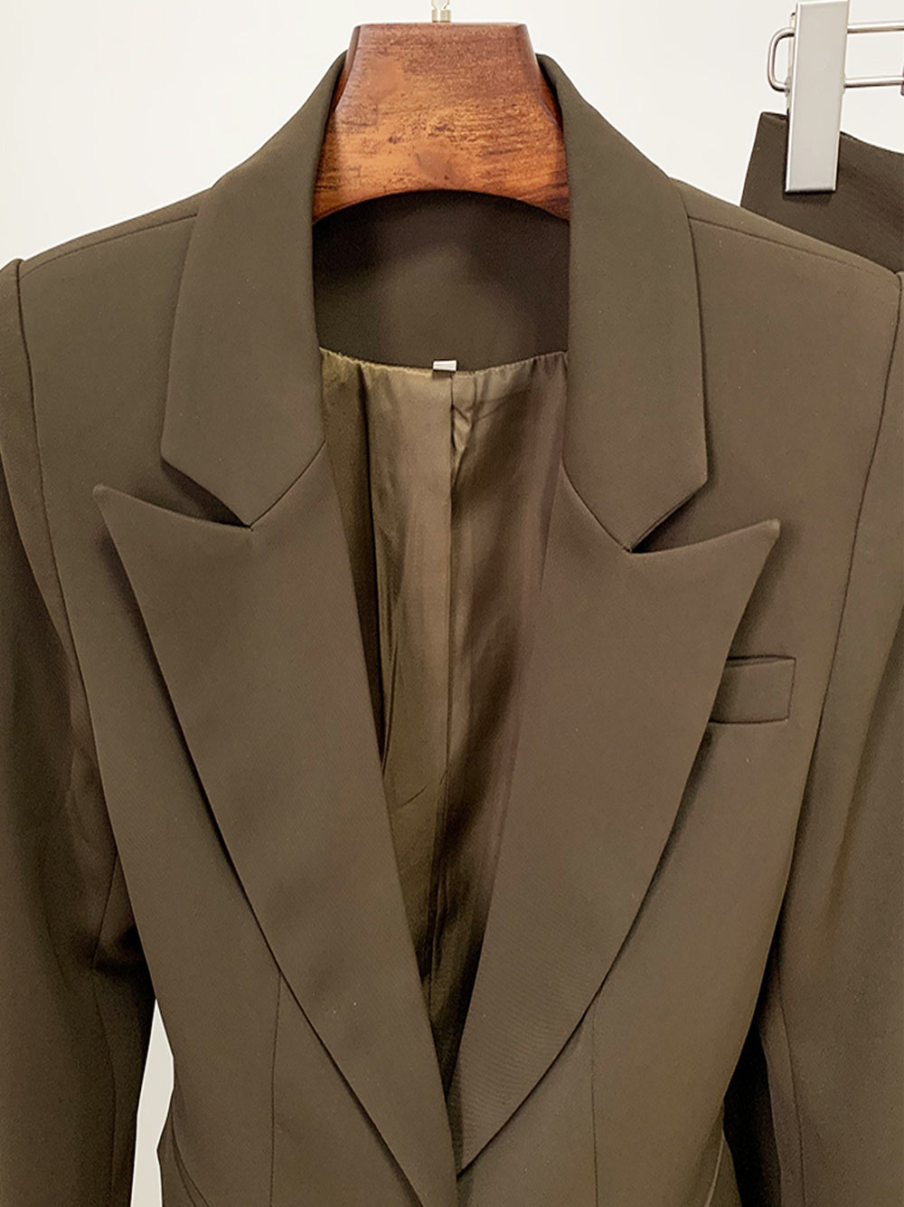 Brown Peak Lapel Tailored Blazer And Flared Pants Set 9