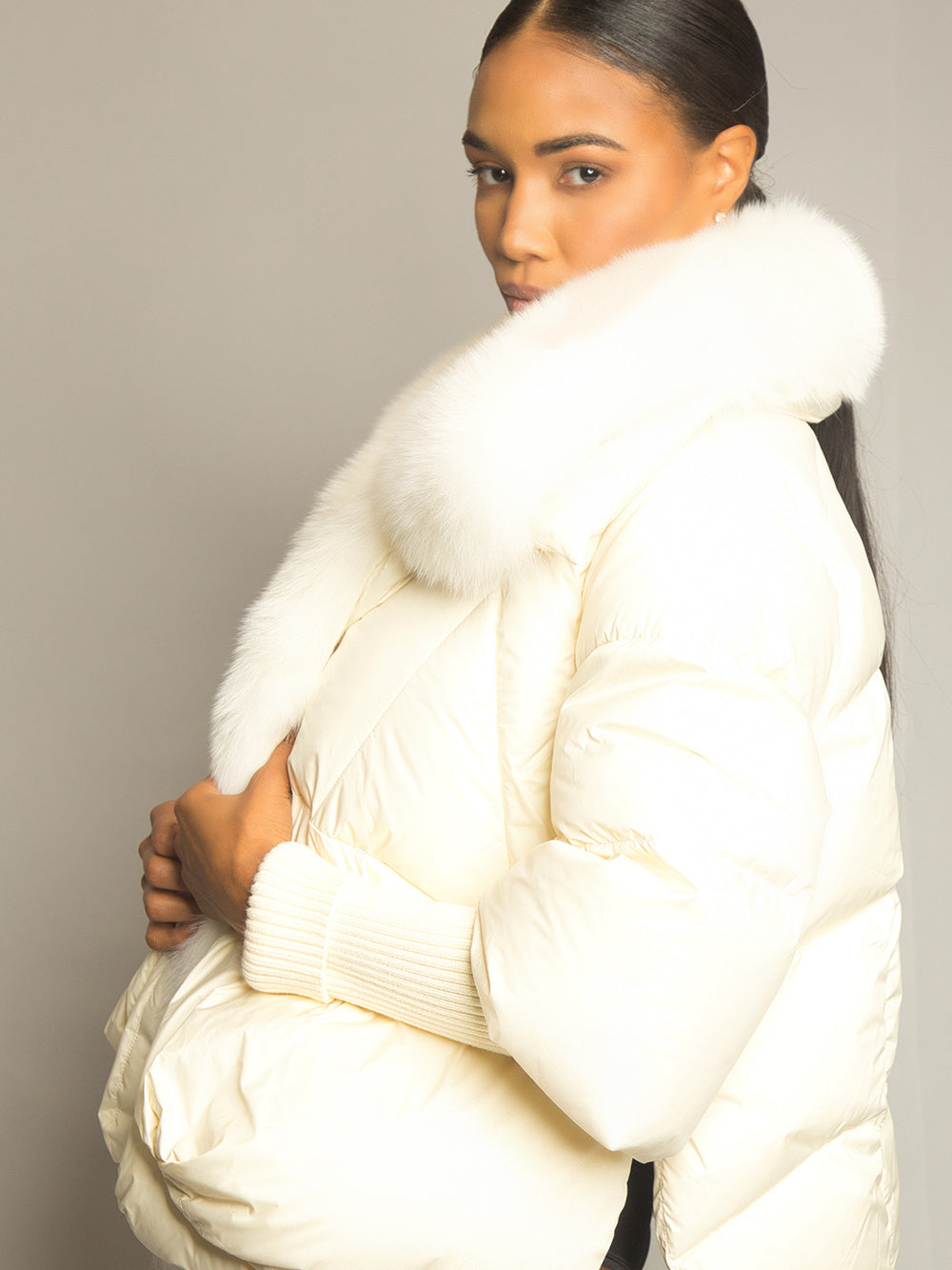White Fur Trim Collar Ribbed Cuff Puffer Jacket