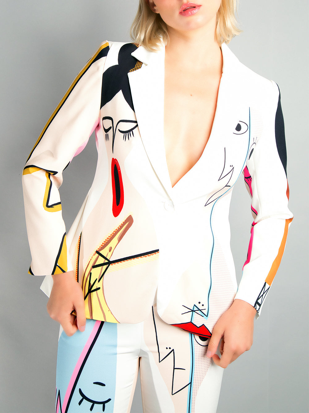 White Abstract Portrait Print Notch Lapel Blazer Cropped Pants Set 32