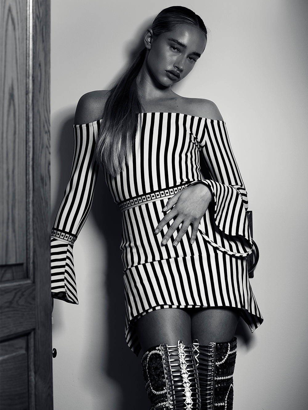 B&w Off-Shoulder Striped Bell Sleeve Tiered Ruffle Bodycon Mini Dress 8
